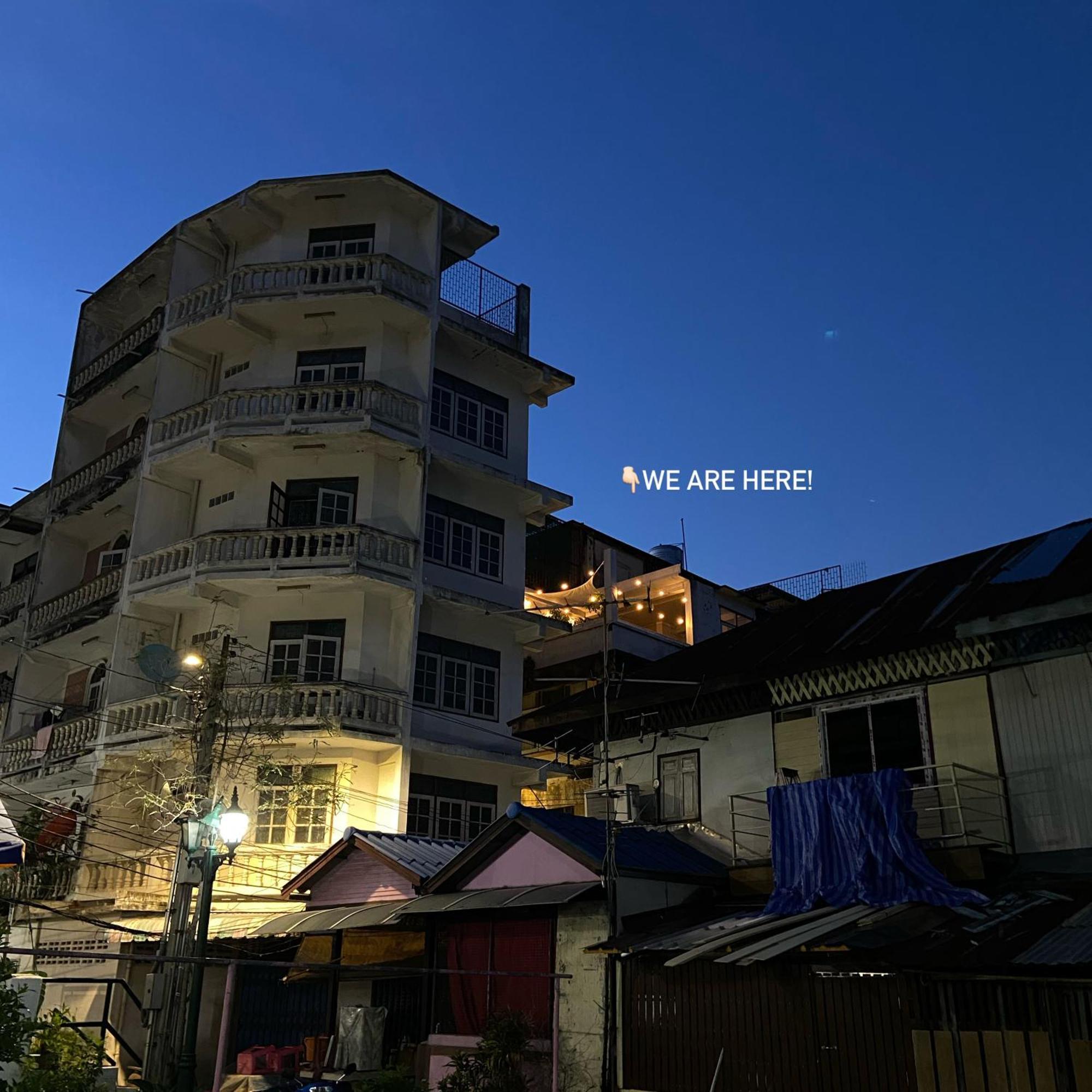 Bangkok Neighborhood Hostel Esterno foto