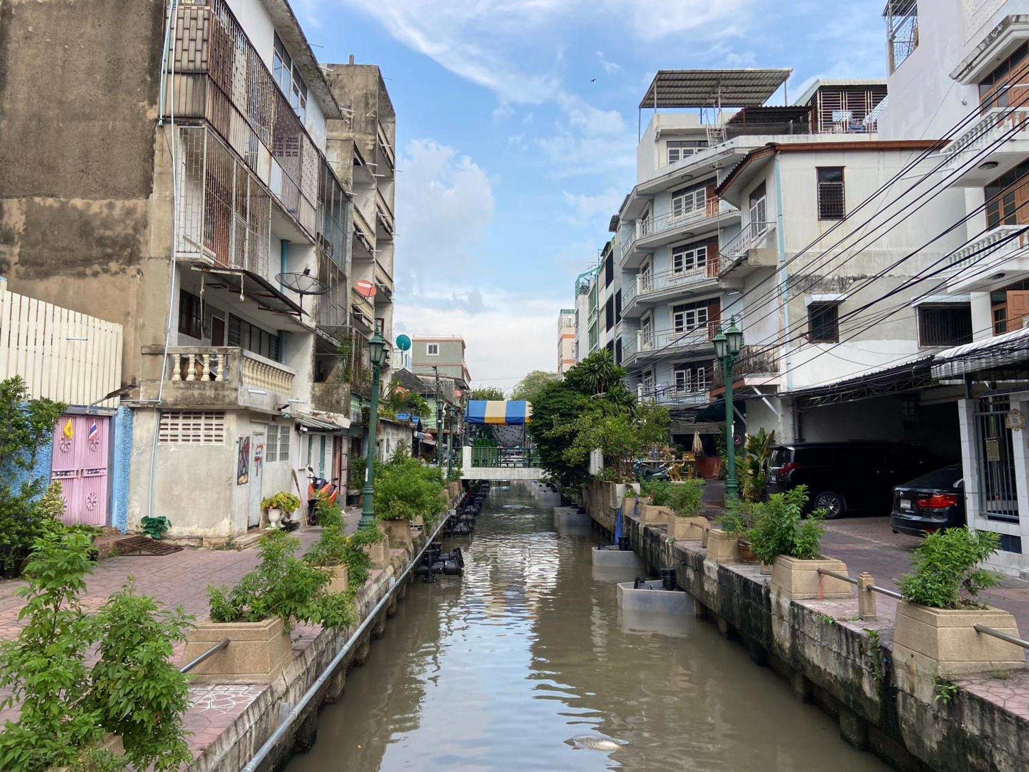 Bangkok Neighborhood Hostel Esterno foto