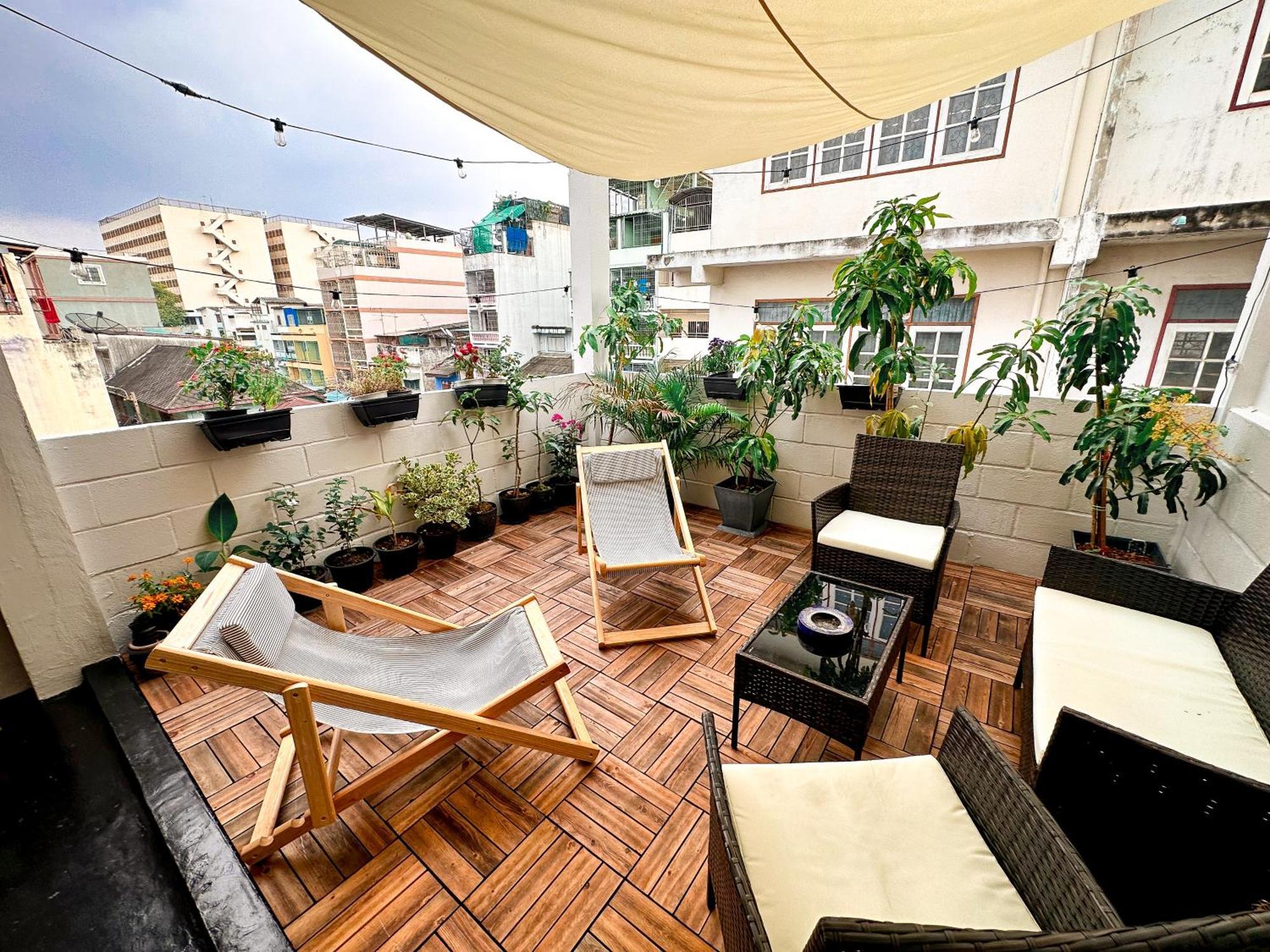 Bangkok Neighborhood Hostel Esterno foto